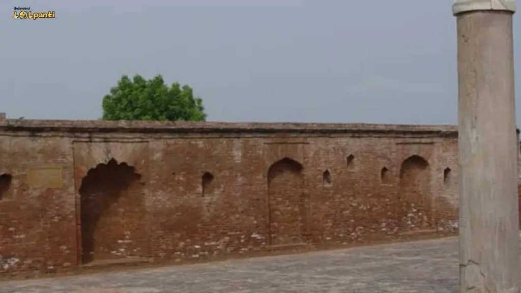 tourist places in fatehabad lat of feroz shah