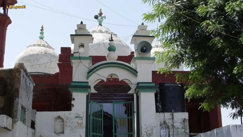 mosque and sarai of ala vardi khan