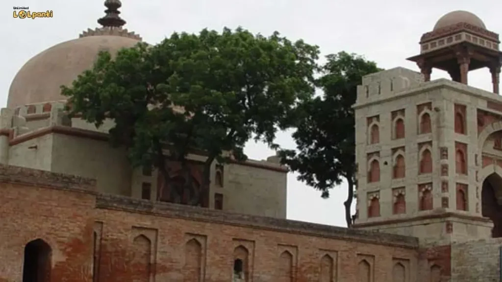 tomb of khawaja pir in sirsa