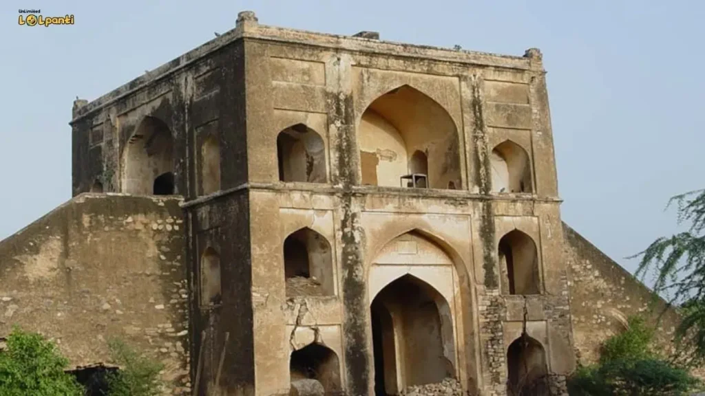 tripolia gateway in mahendergarh